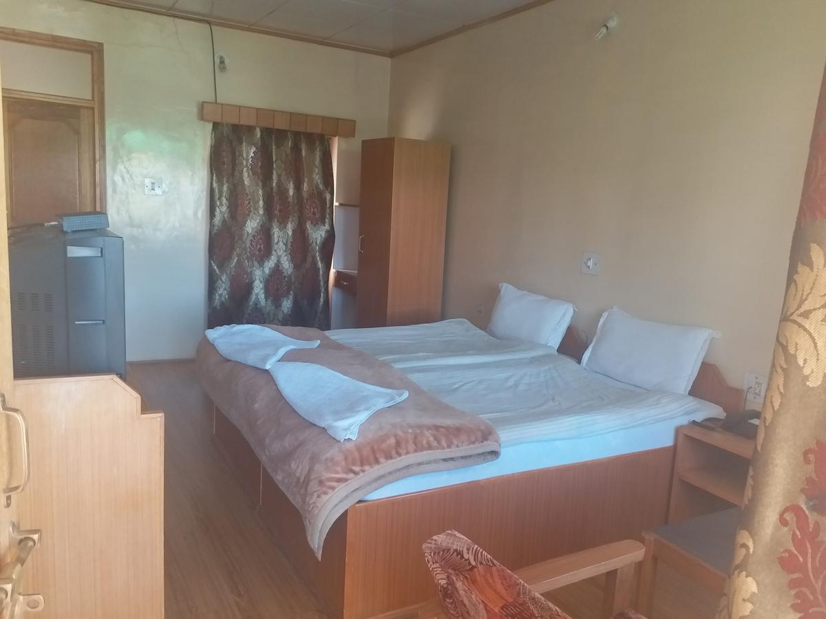 Jigmet Hotel Leh Esterno foto